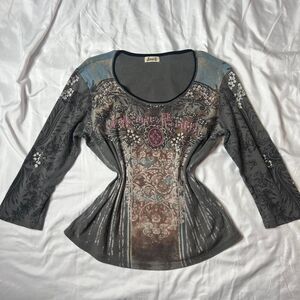 Jamee J AOP Floral 3/4 Sleeves Shirt